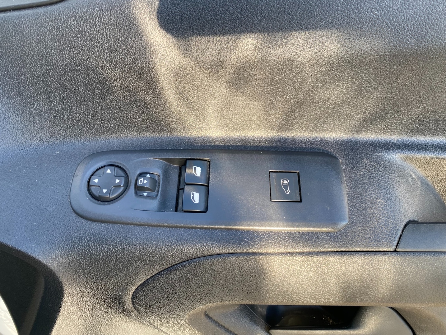 Used Peugeot Partner 2021 for sale - 77570269: Photo 28