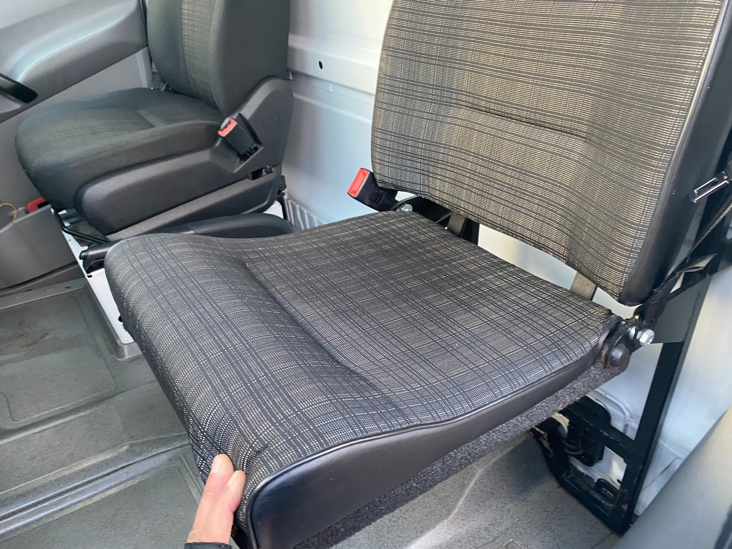 Used Mercedes-Benz Sprinter 2018 for sale - 76951458: Photo 21