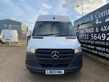 Used Mercedes-Benz Sprinter 2019 for sale - 77882037: Photo