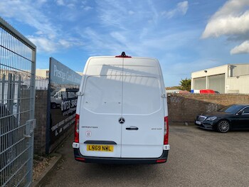 Used Mercedes-Benz Sprinter 2019 for sale - 77882037: Photo
