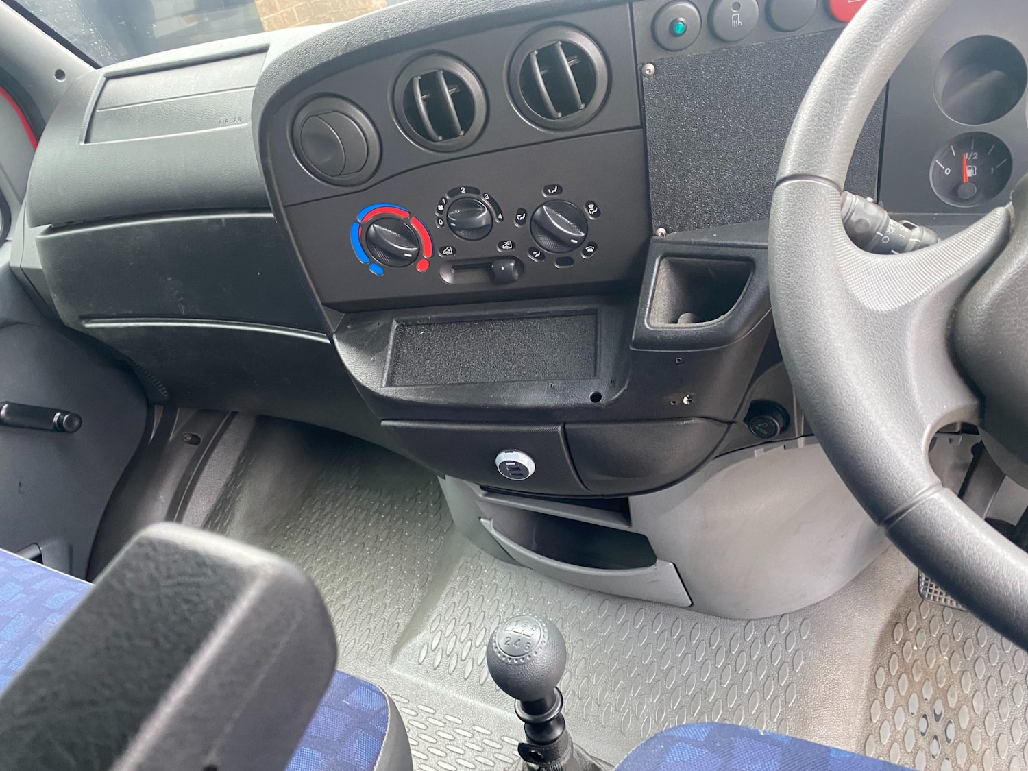 Used Iveco Daily 2003 for sale - 76671152: Photo 17