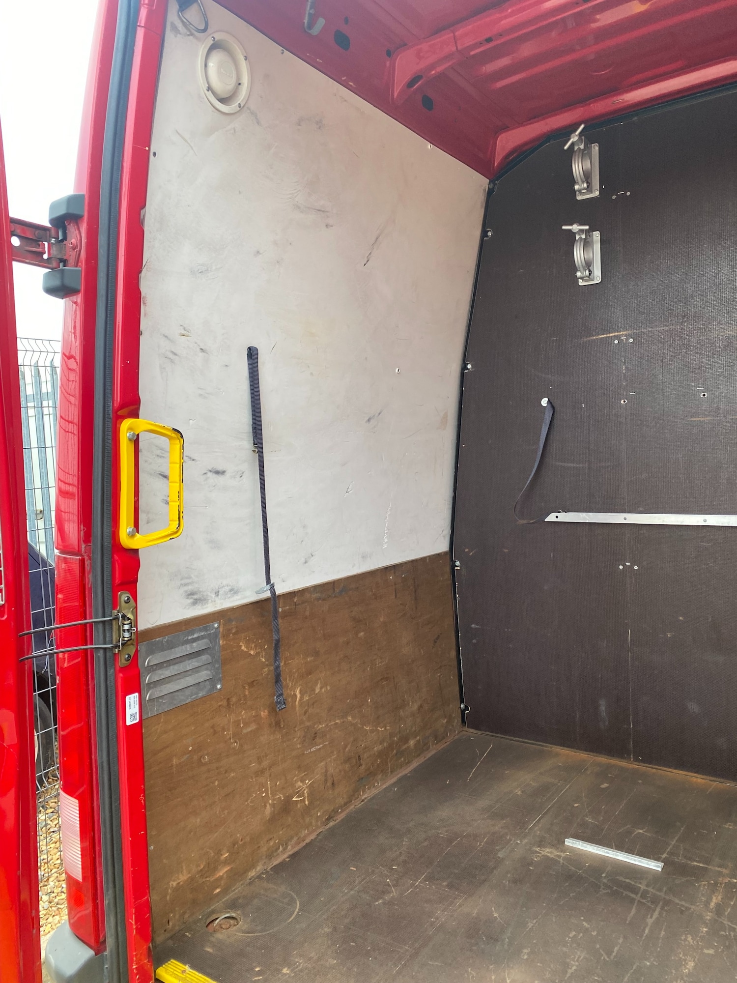 Used Iveco Daily 2003 for sale - 76671152: Photo 20