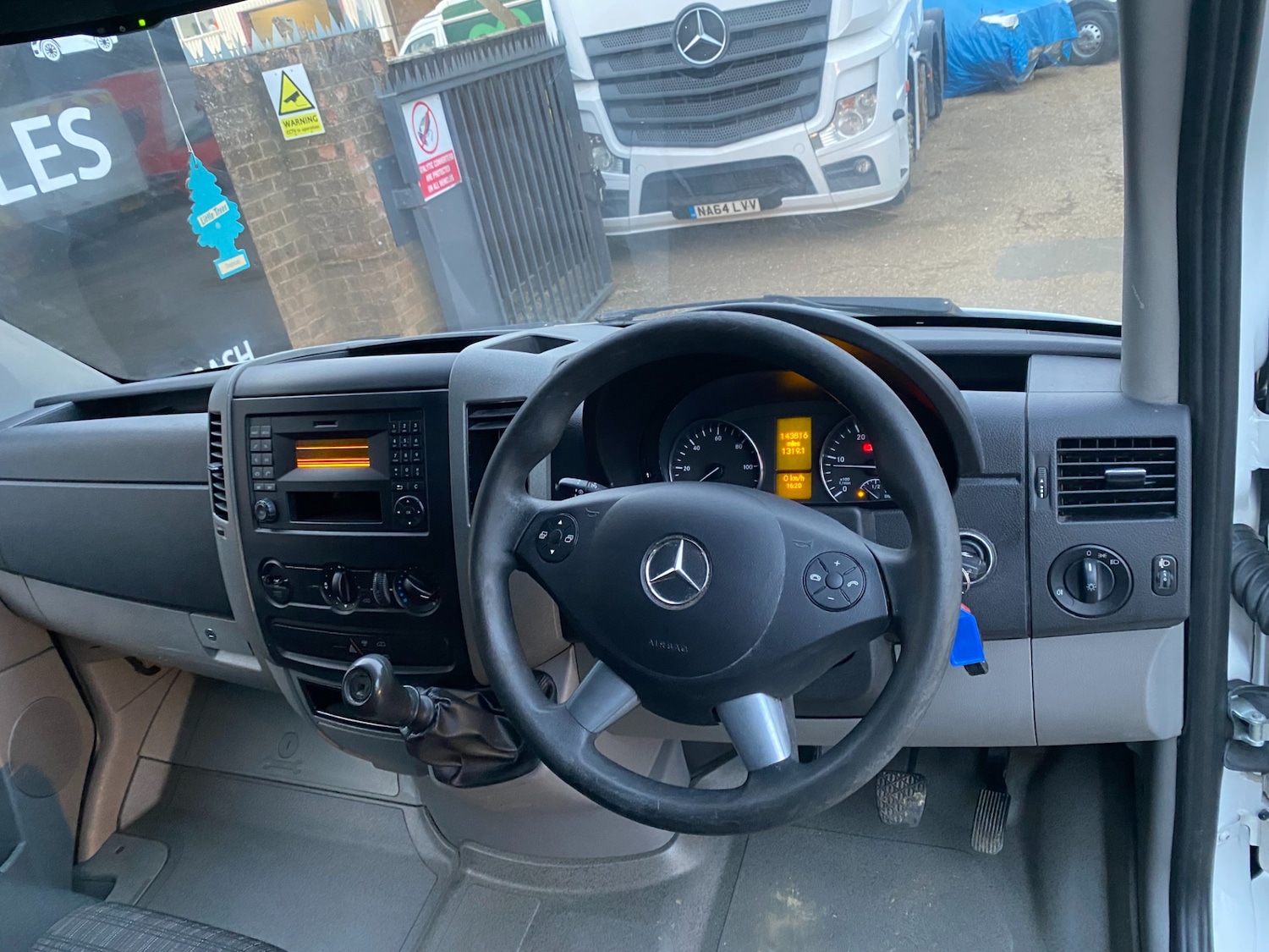 Used Mercedes-Benz Sprinter 2018 for sale - 76643787: Photo 21