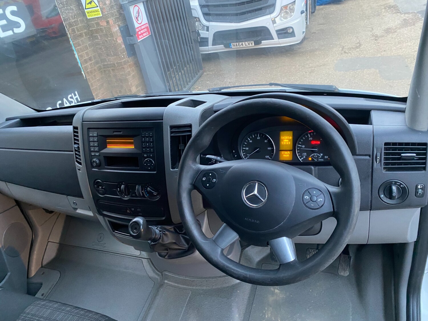 Used Mercedes-Benz Sprinter 2018 for sale - 76643787: Photo 7