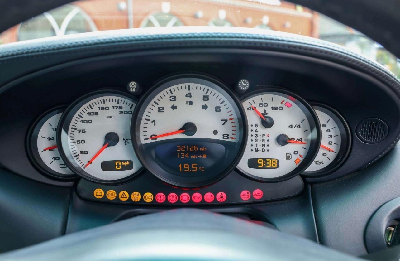 Used Porsche 911 2001 for sale - 77312752: Photo 60