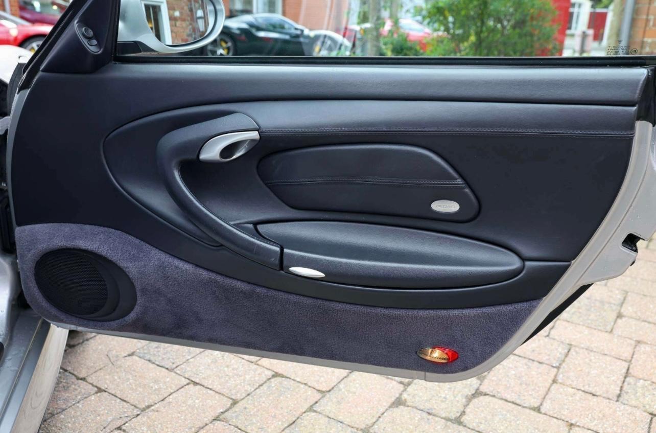 Used Porsche 911 2001 for sale - 77312752: Photo 64