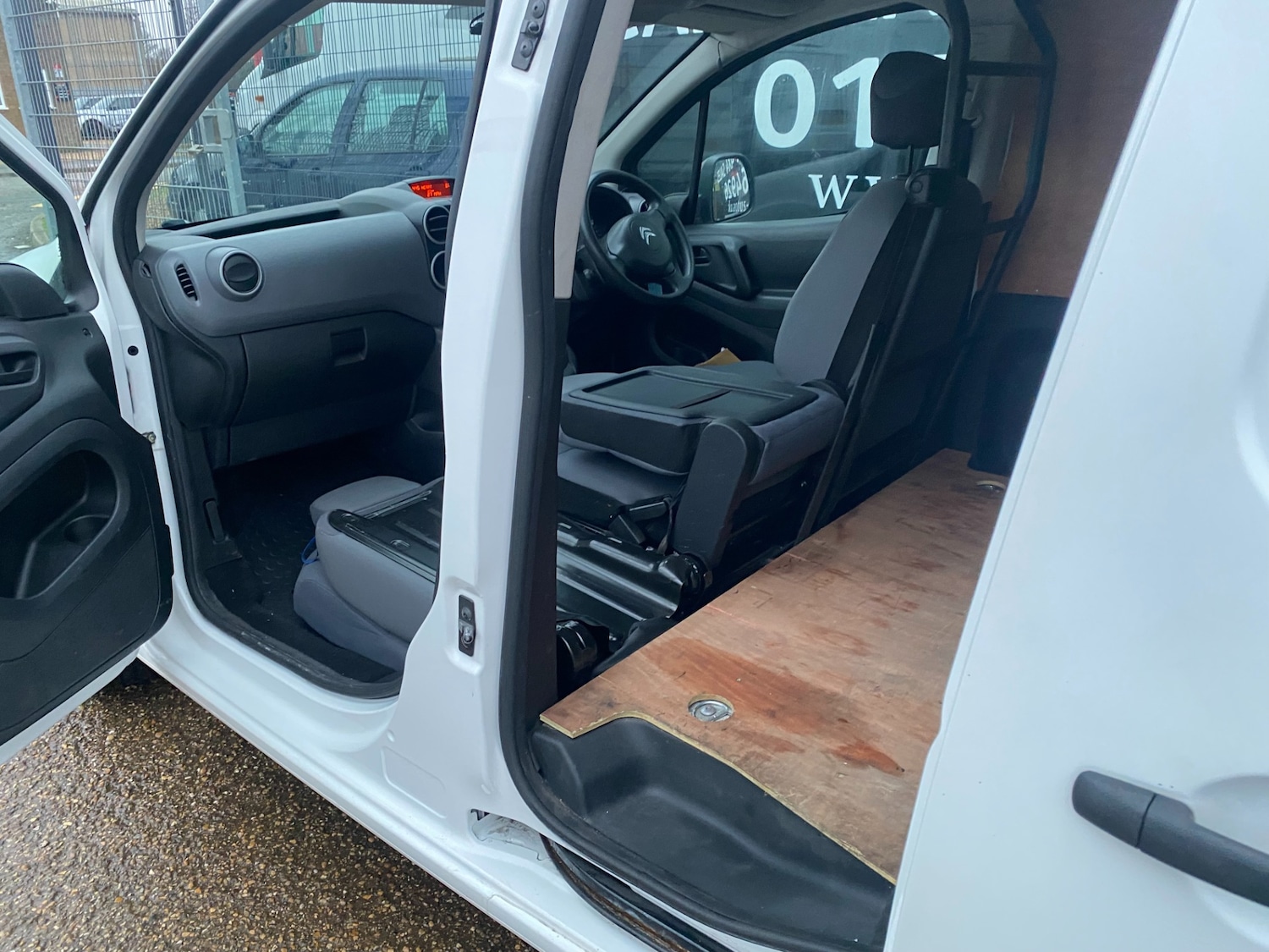Used Citroen Berlingo 2016 for sale - 76879407: Photo 19