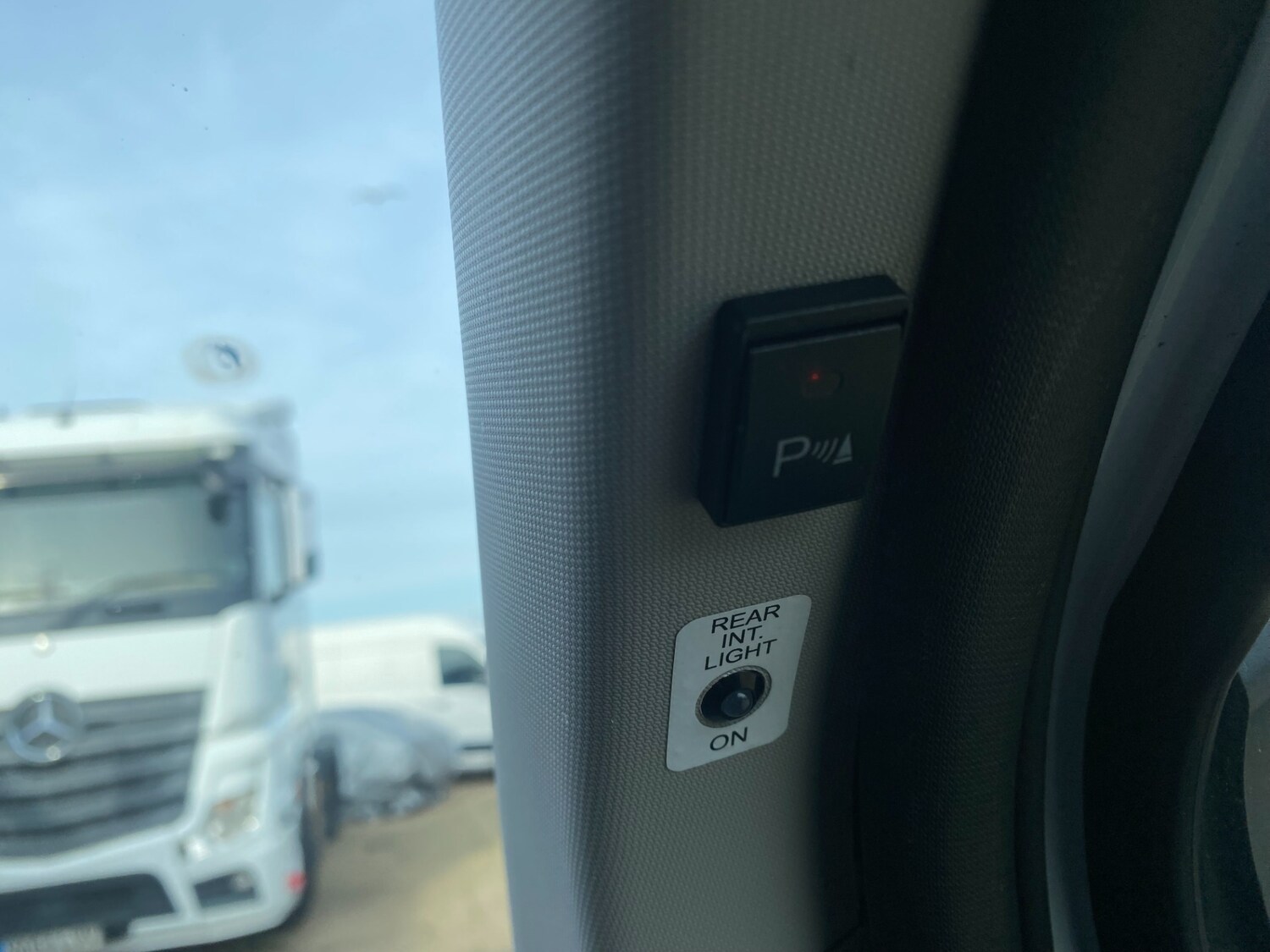 Used Ford Transit Custom 2018 for sale - 77591335: Photo 32