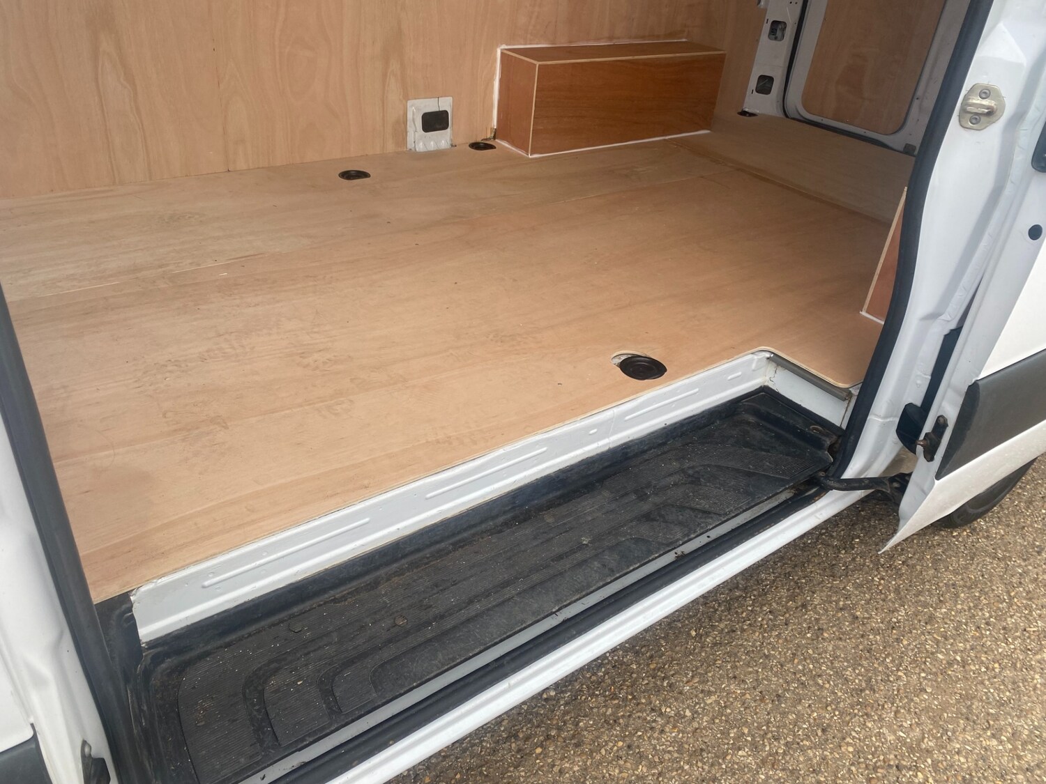 Vehicle 29