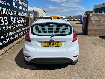 Used Ford Fiesta 2011 for sale - 78553024: Photo