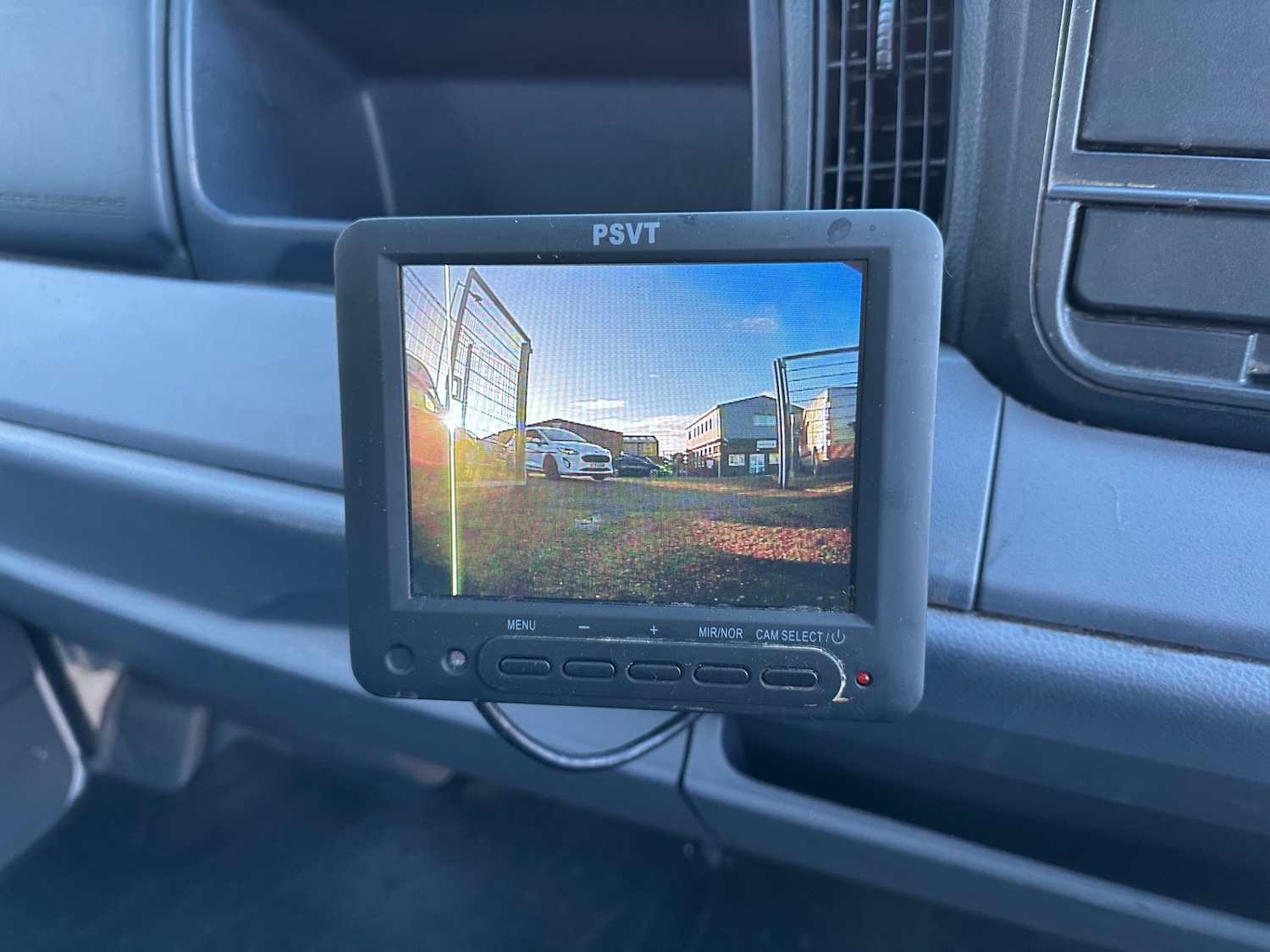 Used Mitsubishi Canter 2015 for sale - 76879744: Photo 28