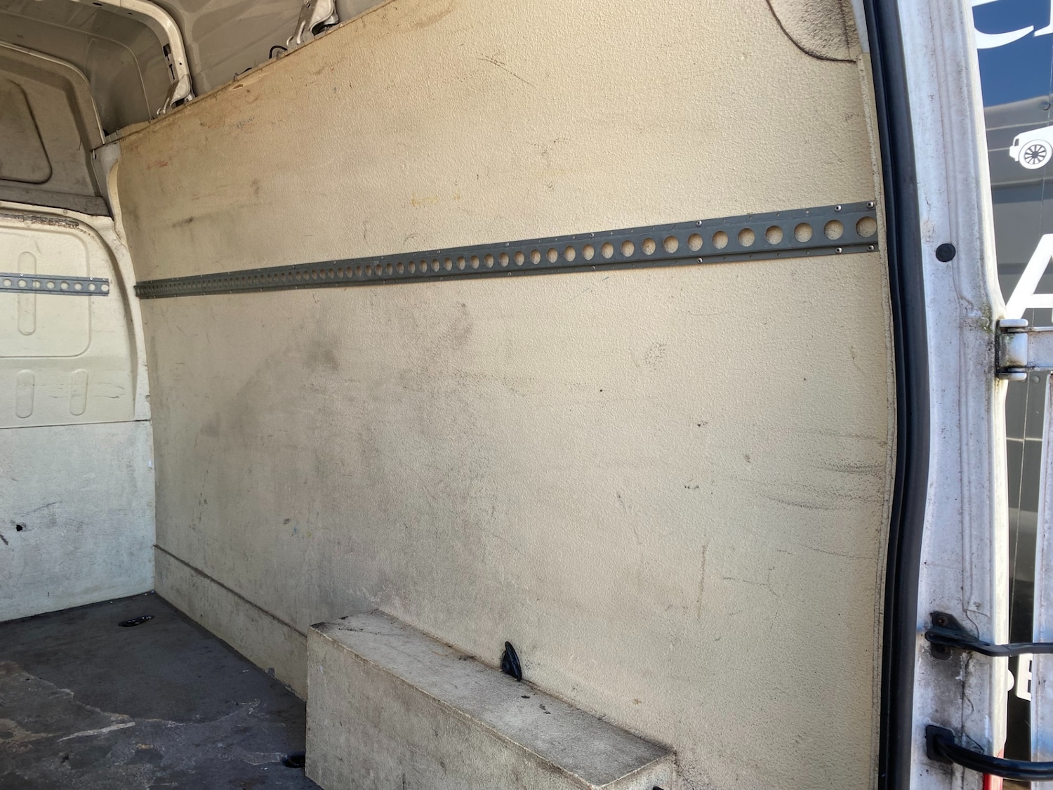 Used Ford Transit 2009 for sale - 78045768: Photo 18