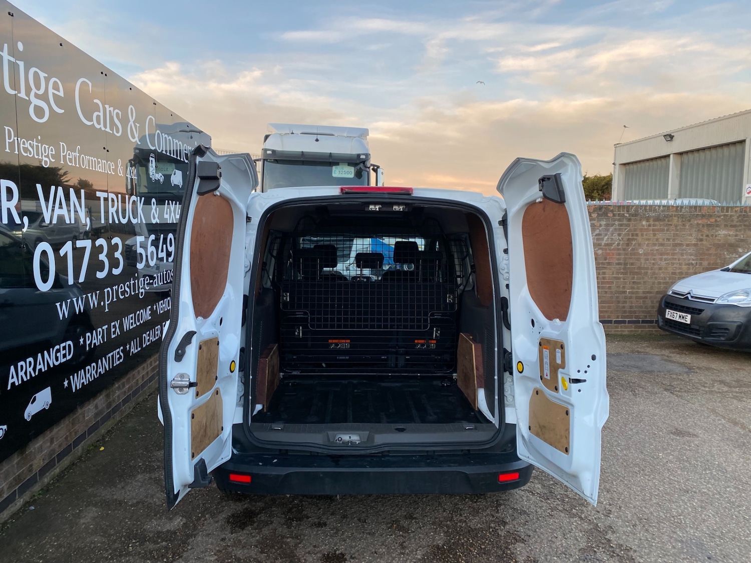 Used Ford Transit Connect 2019 for sale - 76961186: Photo 11