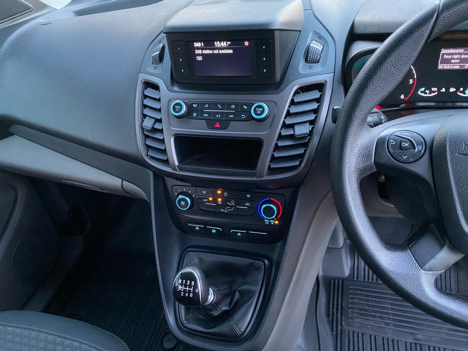 Used Ford Transit Connect 2019 for sale - 76961186: Photo 13