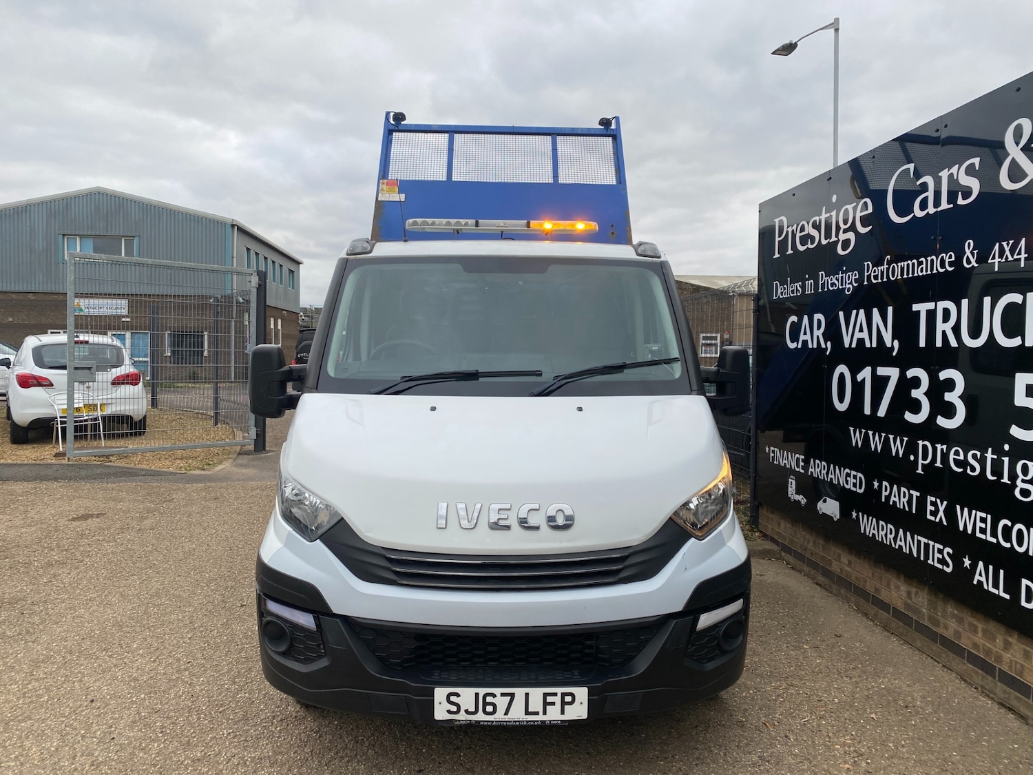 Used Iveco Daily 2017 for sale - 76631202: Photo 2