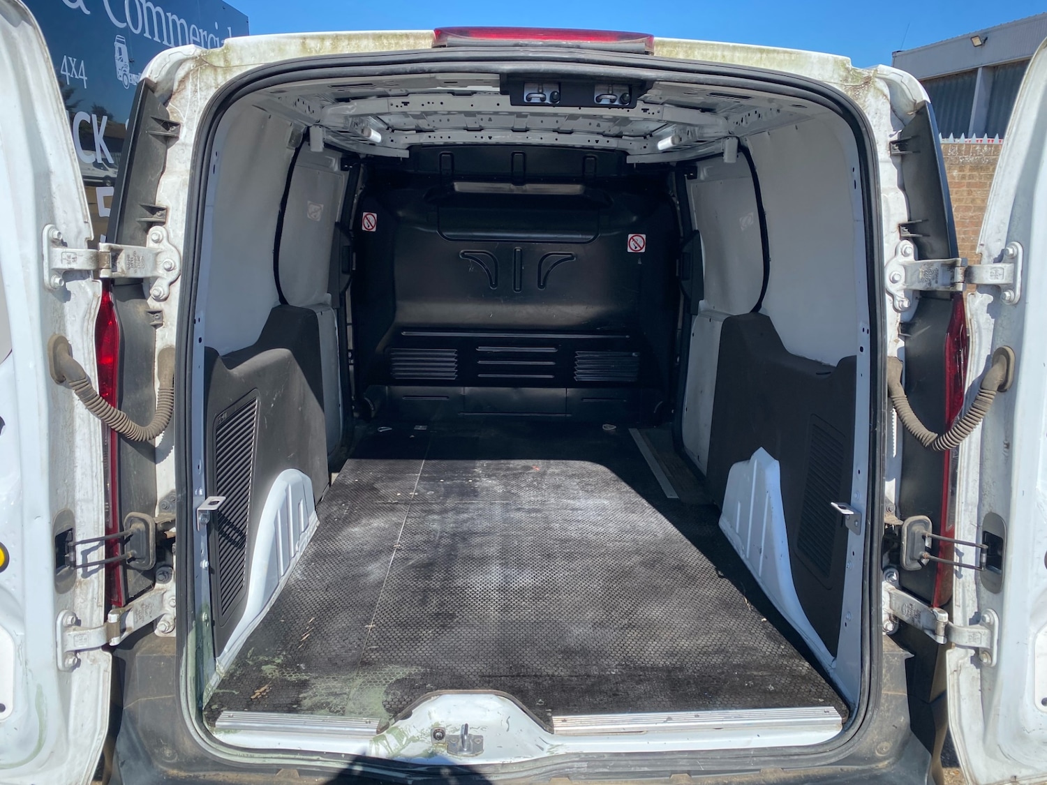 Used Ford Transit Connect 2020 for sale - 78043147: Photo 14