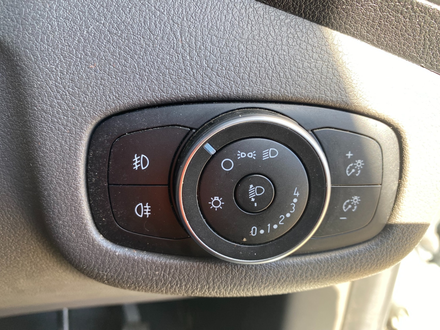 Used Ford Transit Connect 2020 for sale - 78043147: Photo 29