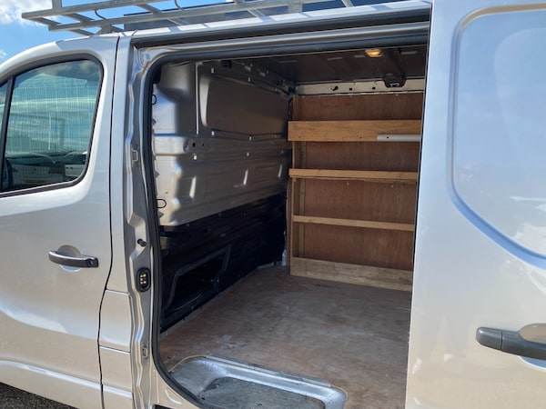 Used Vauxhall Vivaro 2017 for sale - 76325047: Photo 13