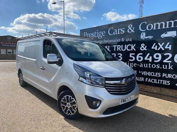 Used Vauxhall Vivaro 2017 for sale - 76325047: Photo 1