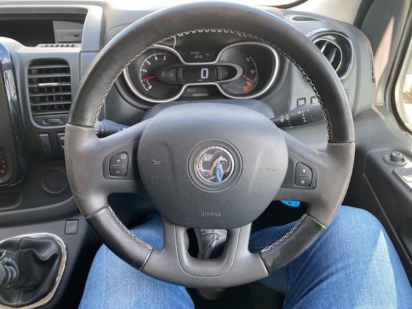 Used Vauxhall Vivaro 2017 for sale - 76325047: Photo 28