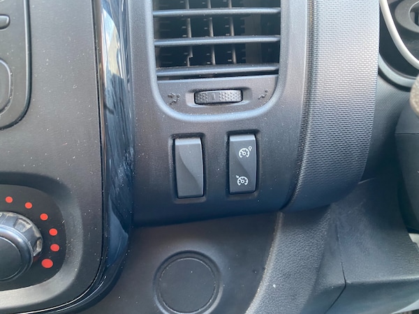 Used Vauxhall Vivaro 2017 for sale - 76325047: Photo 39