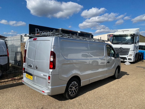 Used Vauxhall Vivaro 2017 for sale - 76325047: Photo 54