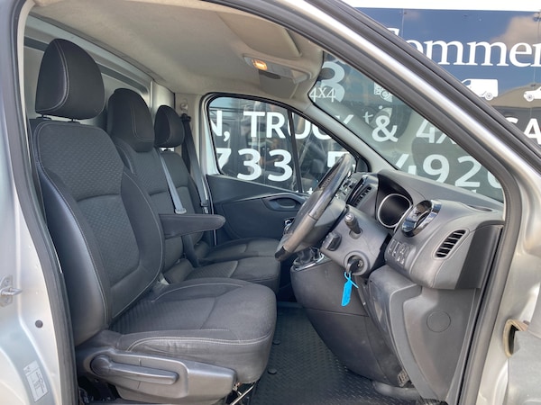 Used Vauxhall Vivaro 2017 for sale - 76325047: Photo 8