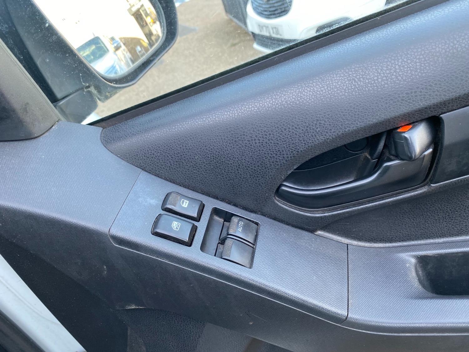 Used Isuzu D-Max 2016 for sale - 76643709: Photo 17