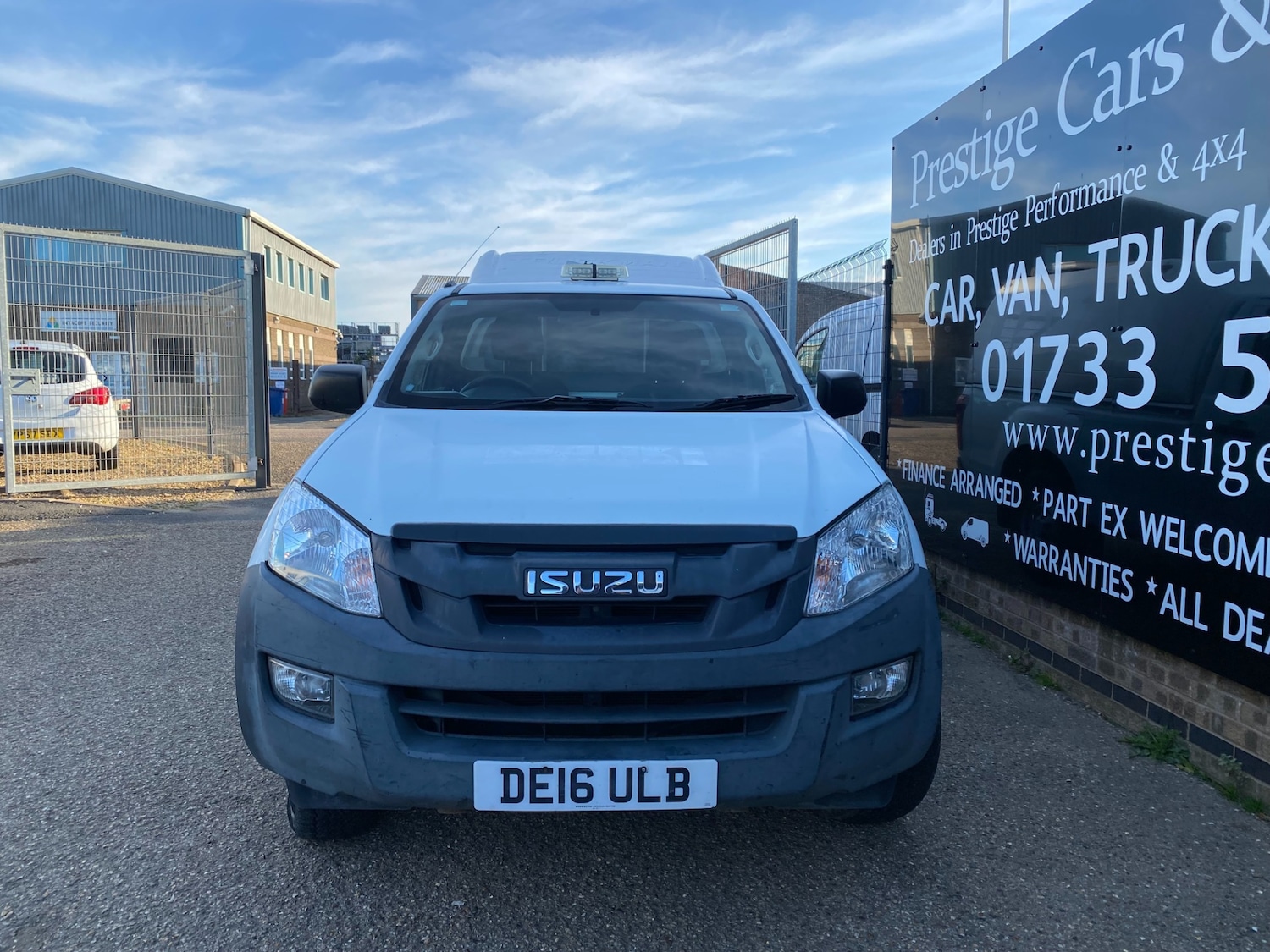 Used Isuzu D-Max 2016 for sale - 76643709: Photo 2