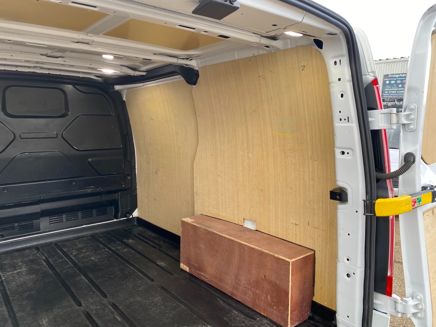 Used Ford Transit Custom 2021 for sale - 76951519: Photo 18