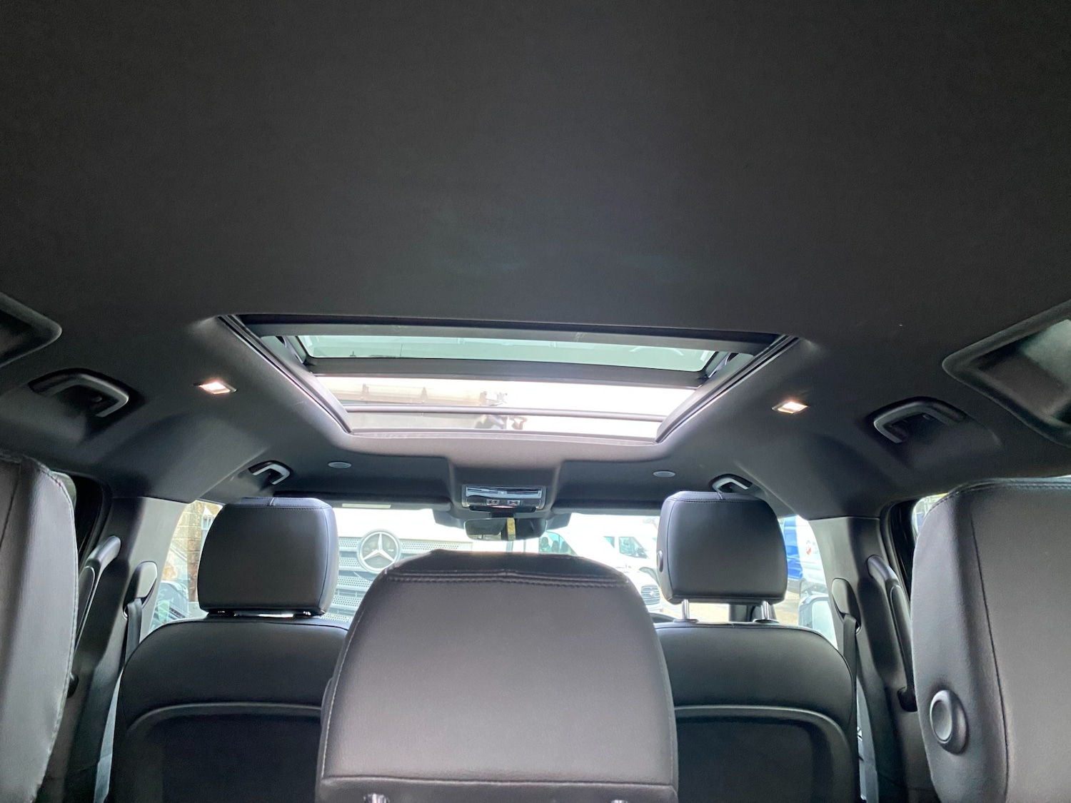 Used Land Rover Defender 2023 for sale - 77055849: Photo 22