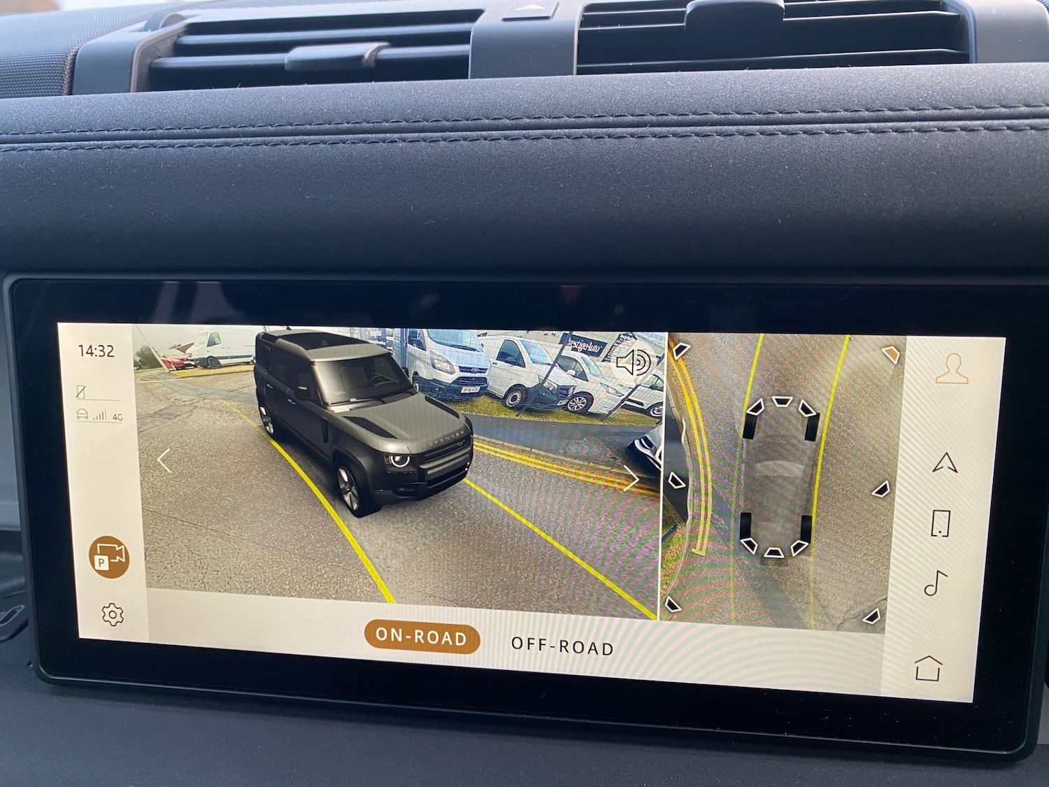 Used Land Rover Defender 2023 for sale - 77055849: Photo 31