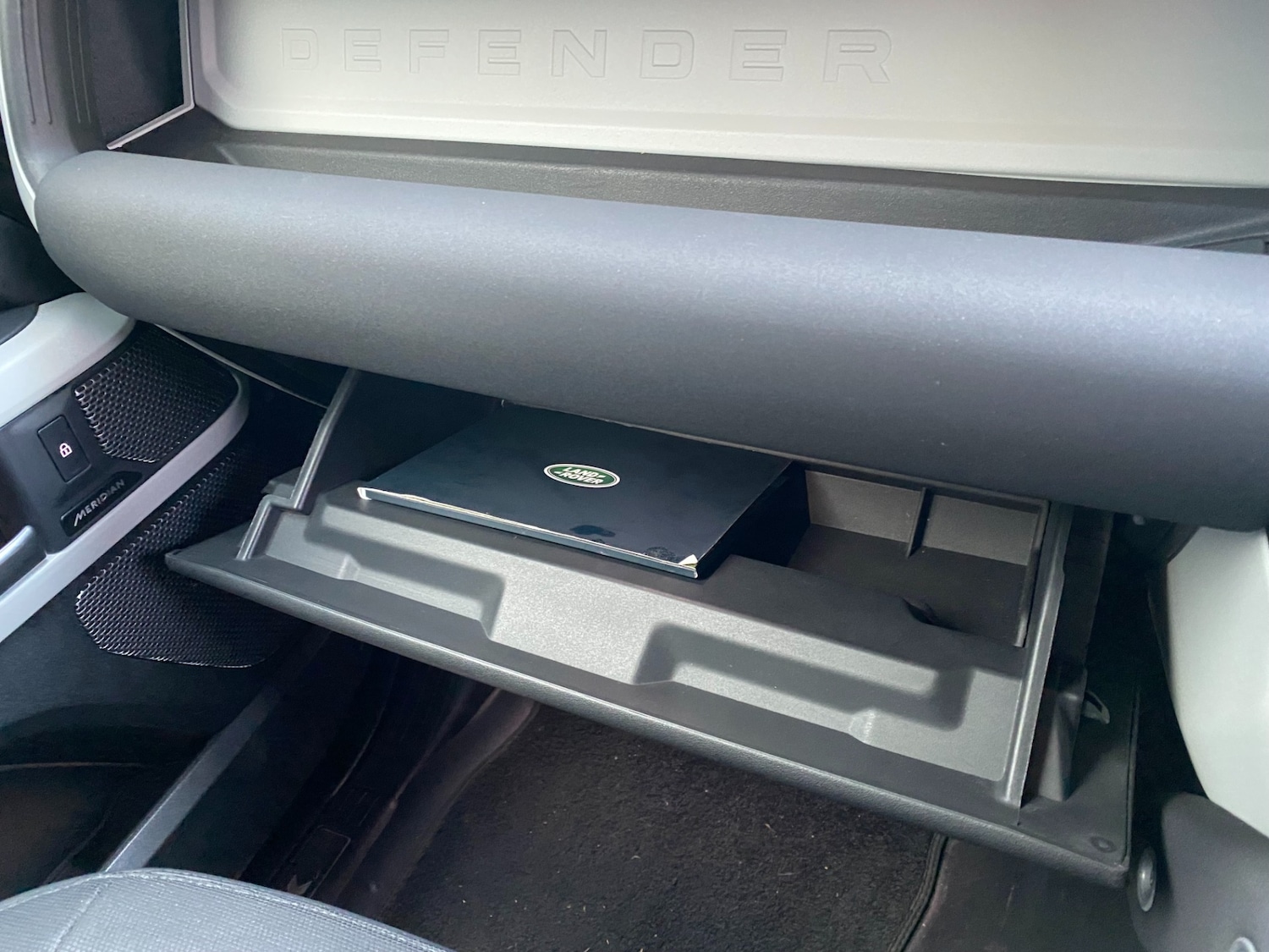 Used Land Rover Defender 2023 for sale - 77055849: Photo 41