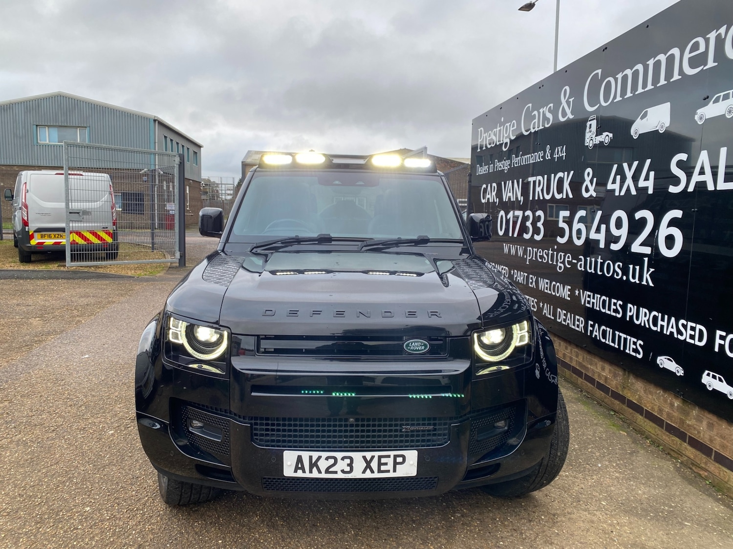 Used Land Rover Defender 2023 for sale - 77055849: Photo 52