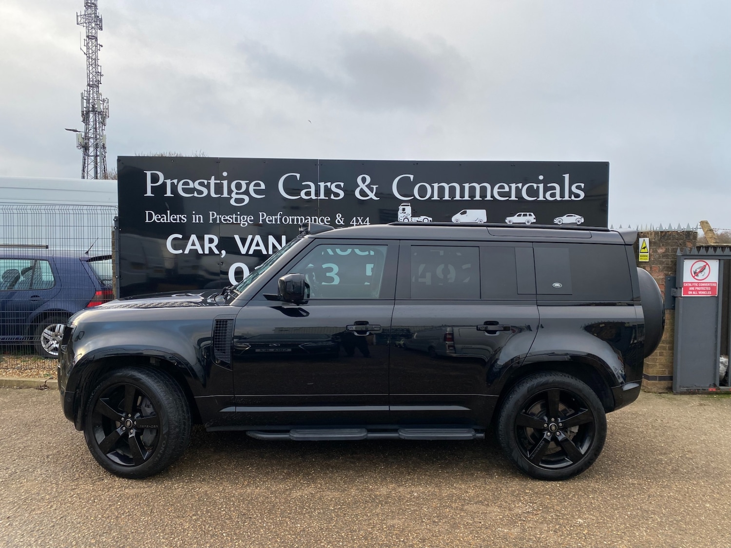 Used Land Rover Defender 2023 for sale - 77055849: Photo 68