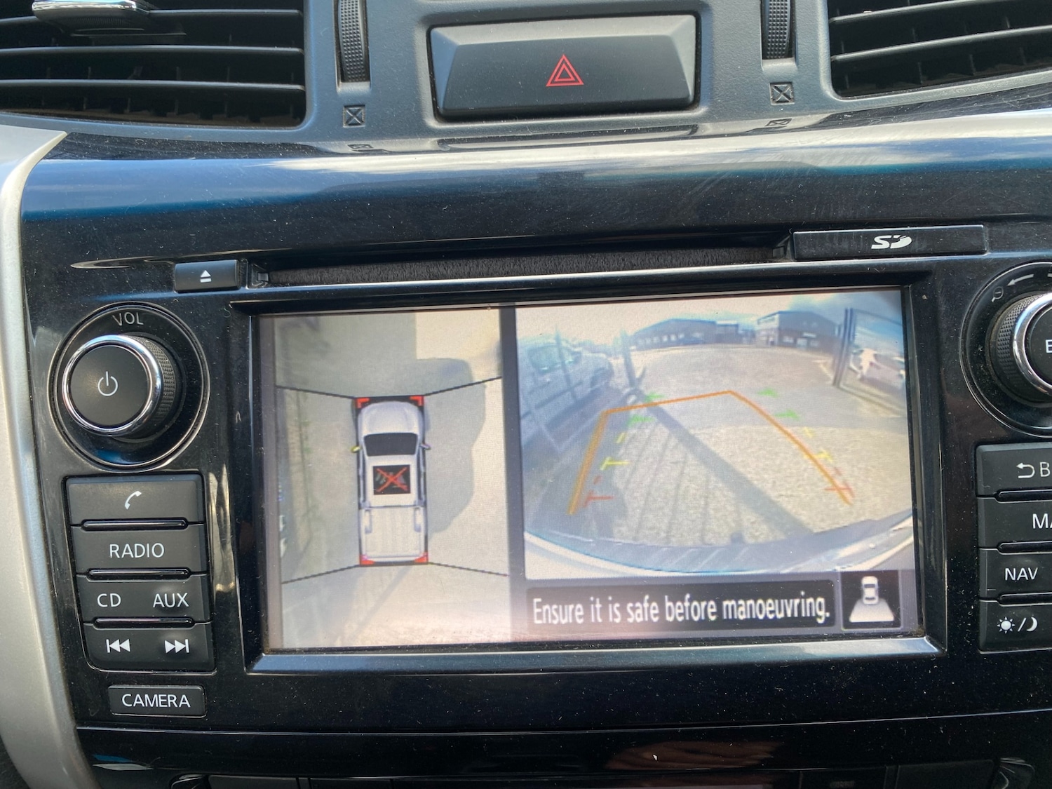 Used Nissan Navara 2017 for sale - 76391696: Photo 11