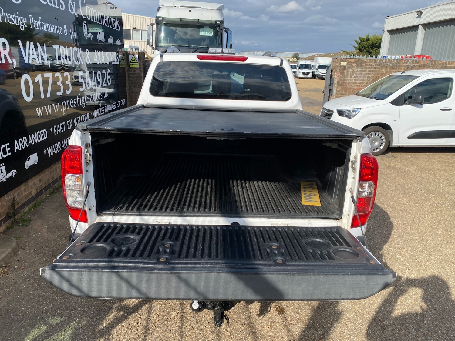 Used Nissan Navara 2017 for sale - 76391696: Photo 13