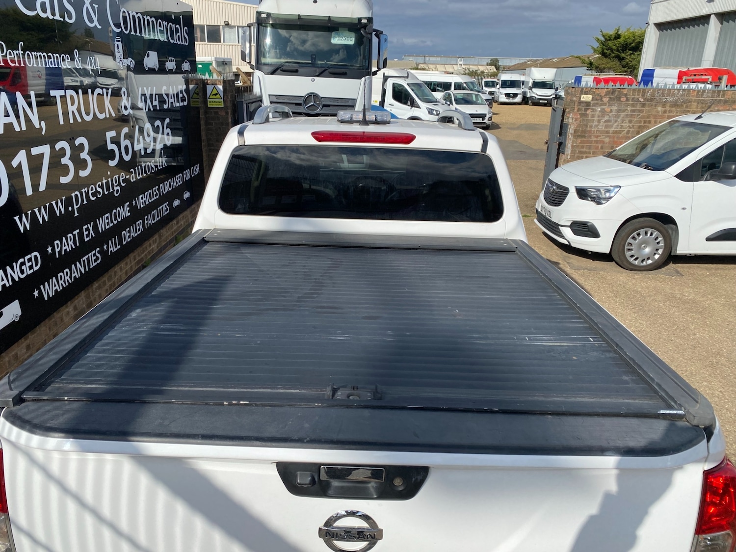 Used Nissan Navara 2017 for sale - 76391696: Photo 14