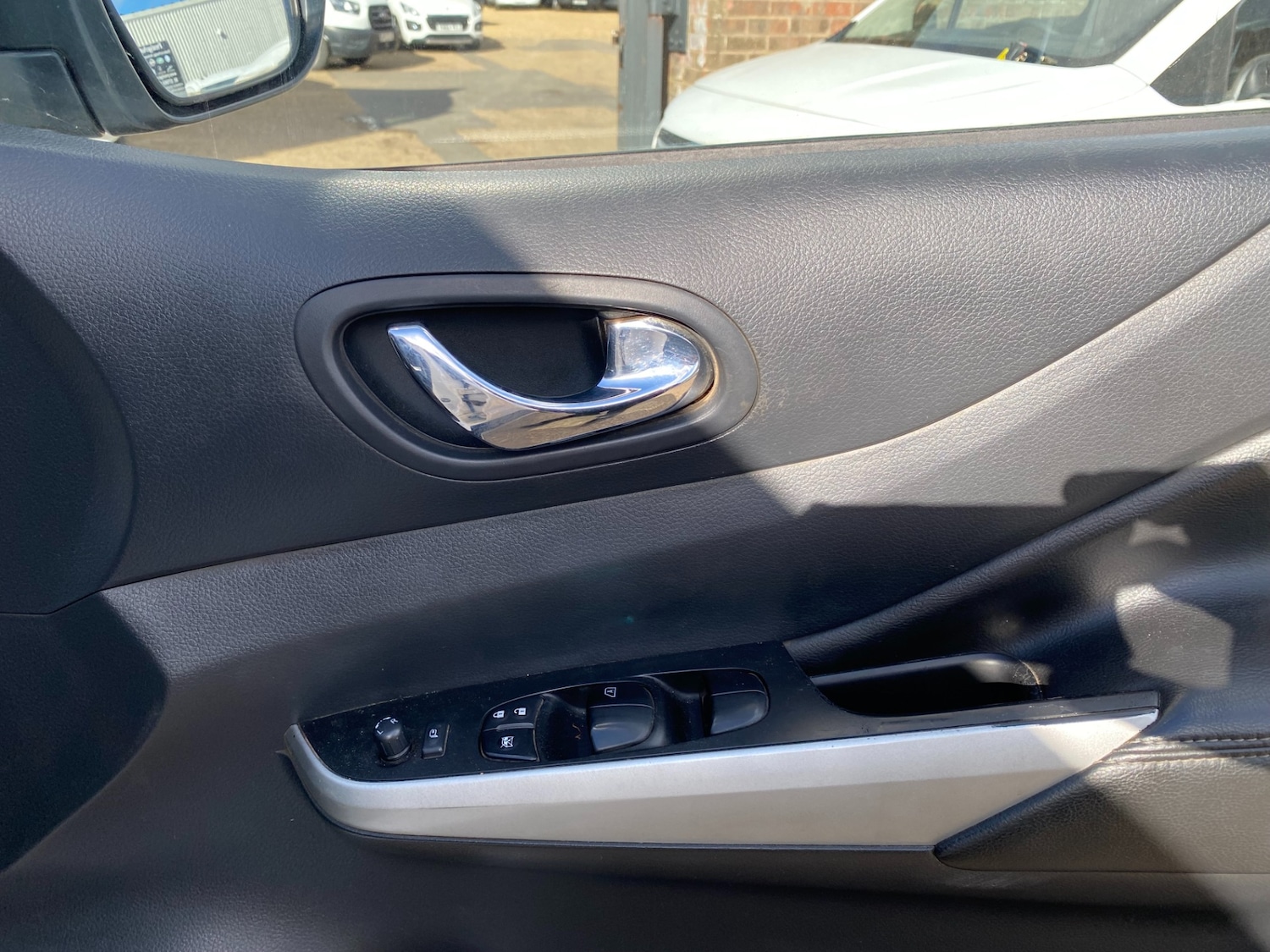 Used Nissan Navara 2017 for sale - 76391696: Photo 36