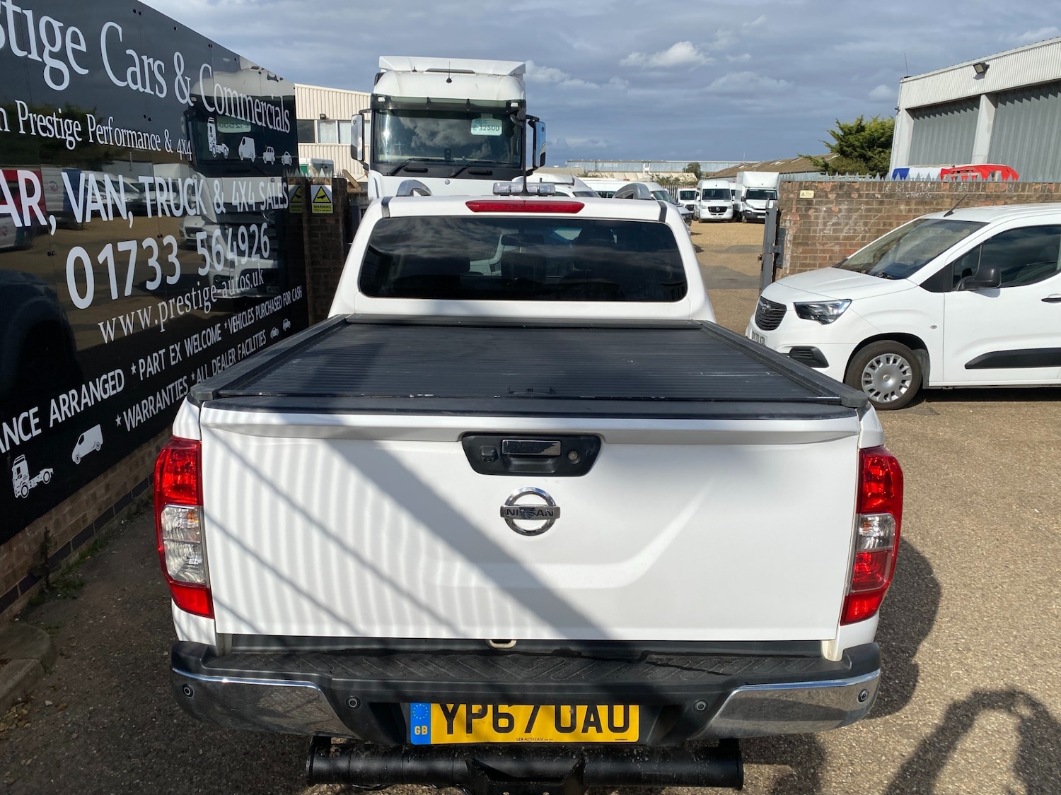 Used Nissan Navara 2017 for sale - 76391696: Photo 4