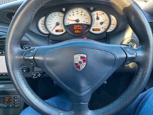 Used Porsche 911 2001 for sale - 73188366: Photo 32