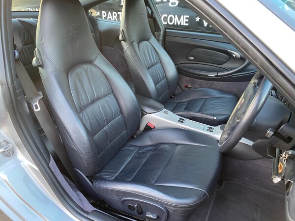 Used Porsche 911 2001 for sale - 73188366: Photo 40