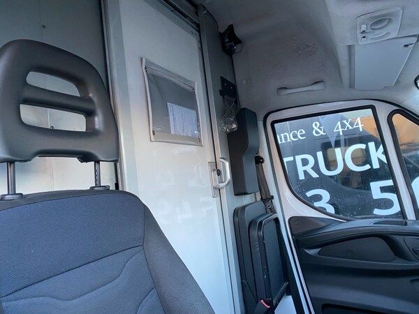 Used Iveco Daily 2018 for sale - 74044086: Photo 27