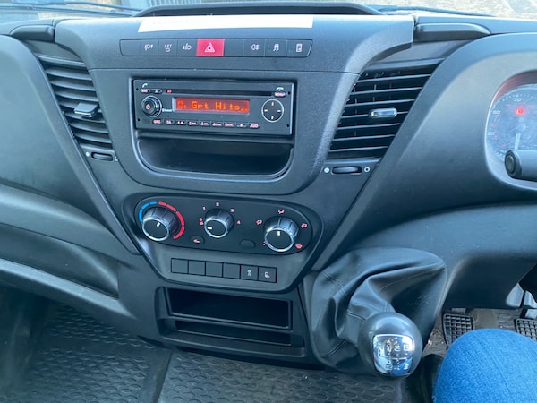 Used Iveco Daily 2018 for sale - 74044086: Photo 9