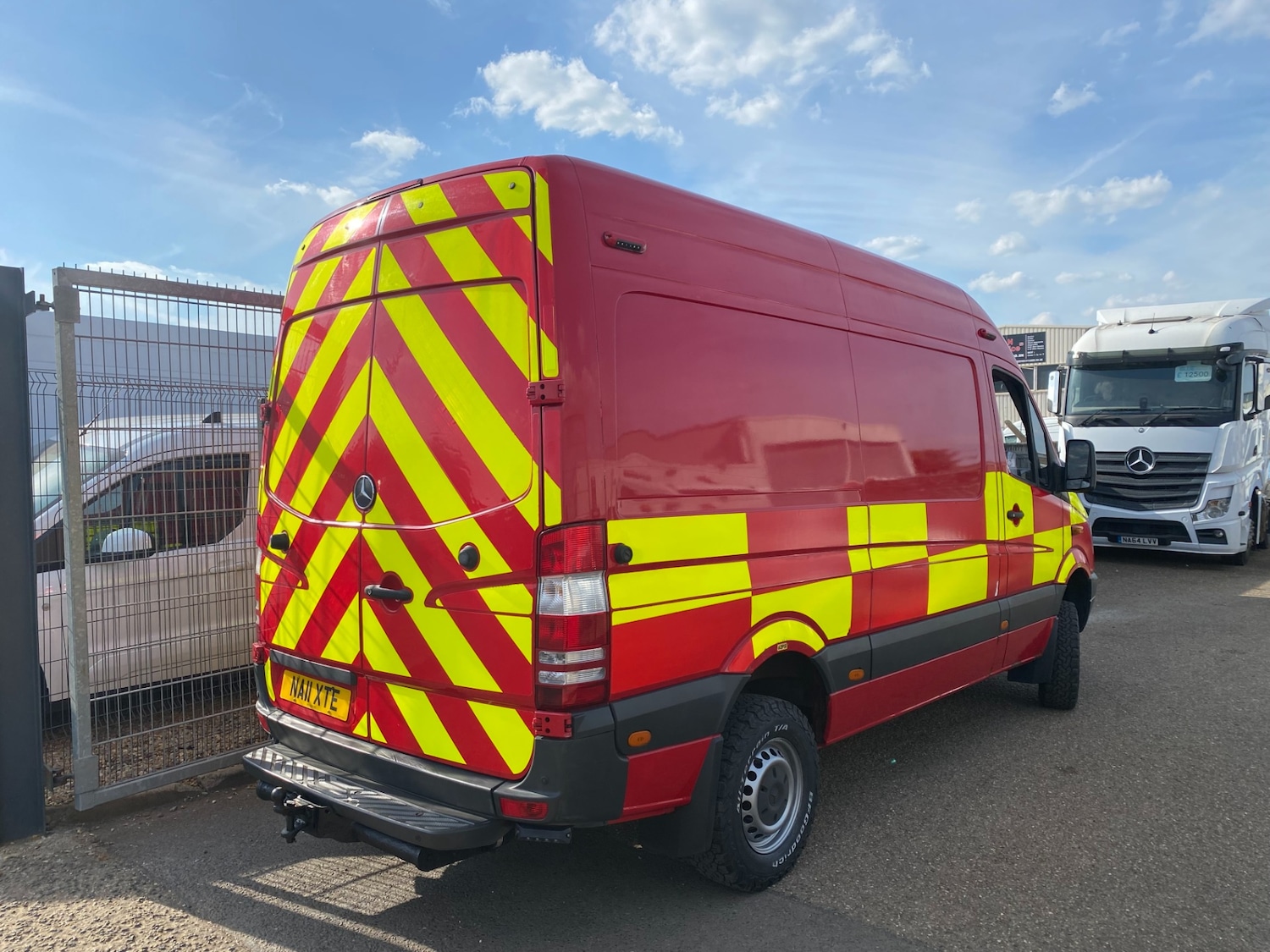 Vehicle 83