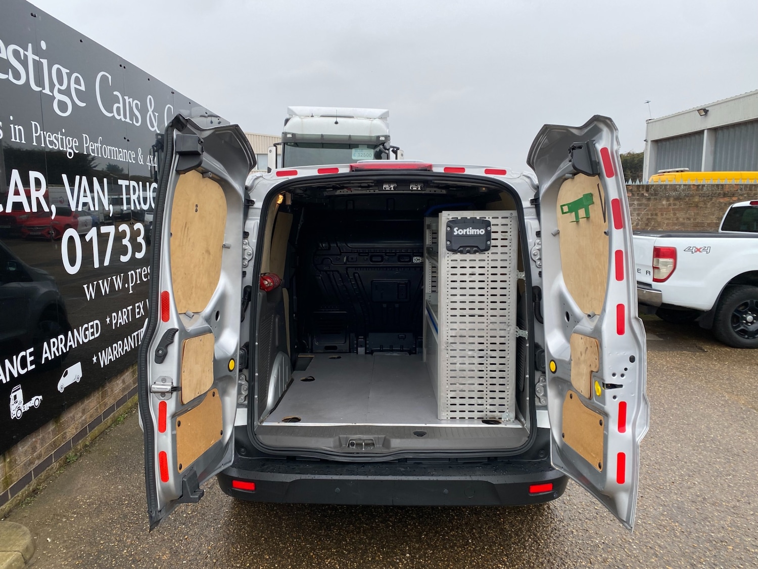 Used Ford Transit Connect 2018 for sale - 76960723: Photo 12