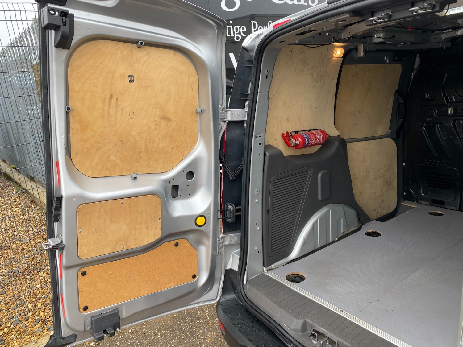 Used Ford Transit Connect 2018 for sale - 76960723: Photo 16