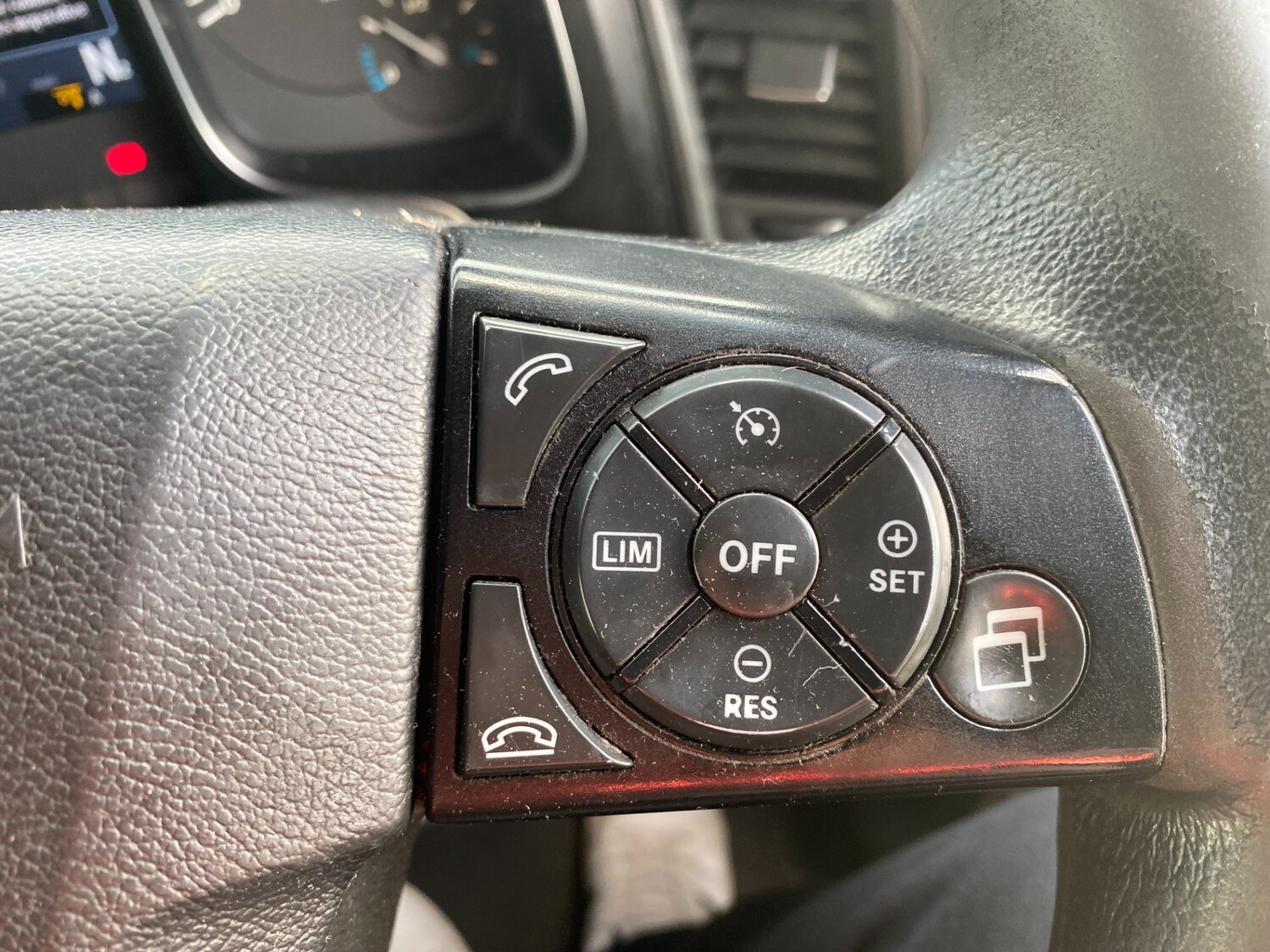 Vehicle 29