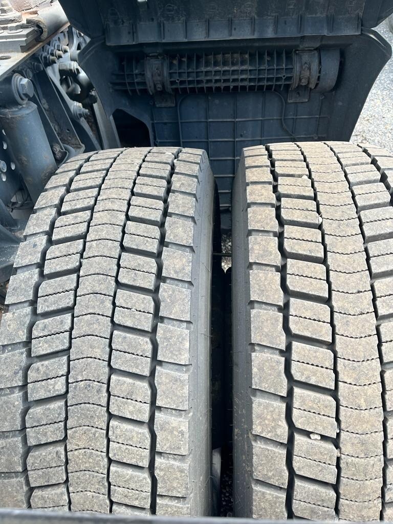 Vehicle 76