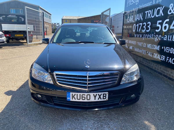 Used Mercedes-Benz C Class 2010 for sale - 74734958: Photo 2